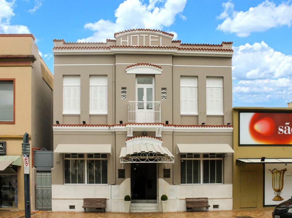 Mova Hotel D'Oeste - Localizado Em Frente A Praca Principal Da Cidade, Na Area Central - Pe Na Praca Посус-ди-Калдас Экстерьер фото